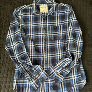 Aeropostale Men's Blue and White Plaid Shirt